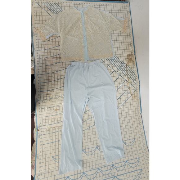 Vanity Fair Vintage Satin Lace Button Up Short Sleeve Pant Pajama Lingerie Set - Picture 5 of 14